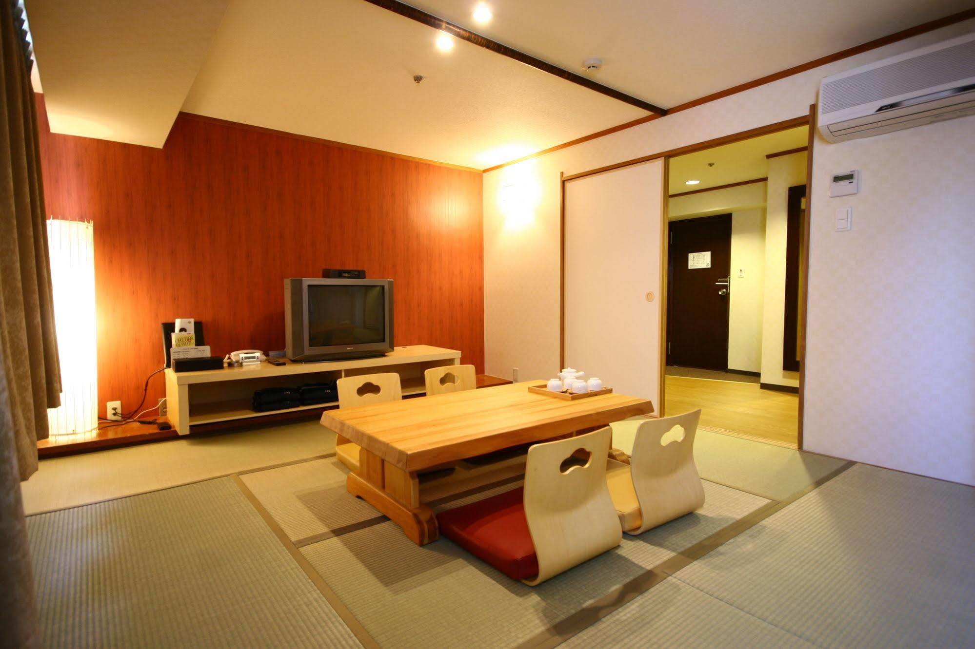 Green Rich Hotel Kagoshima Tenmonkan Ngoại thất bức ảnh